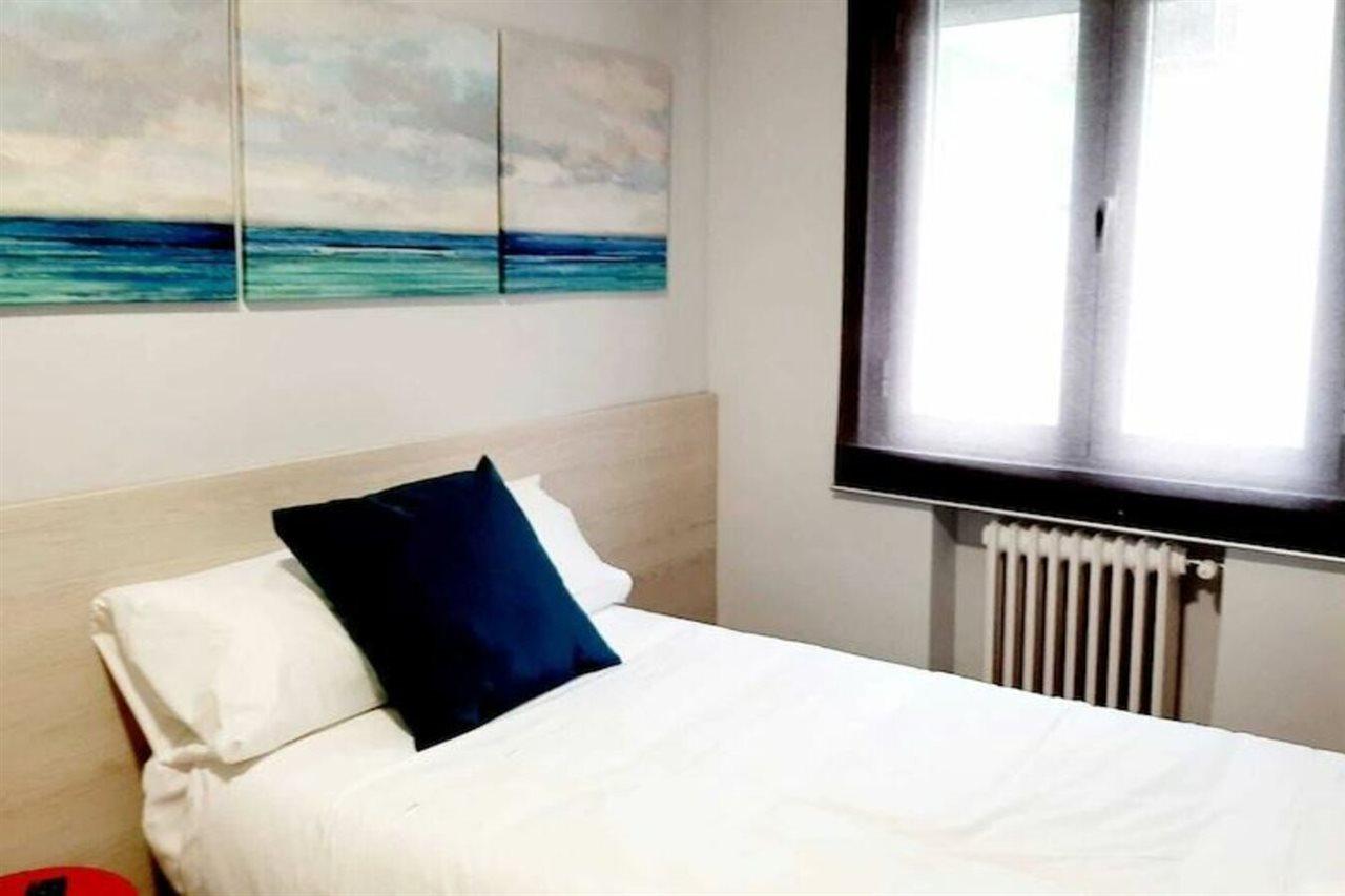 Arjori Rooms Hostal Salamanca Eksteriør billede
