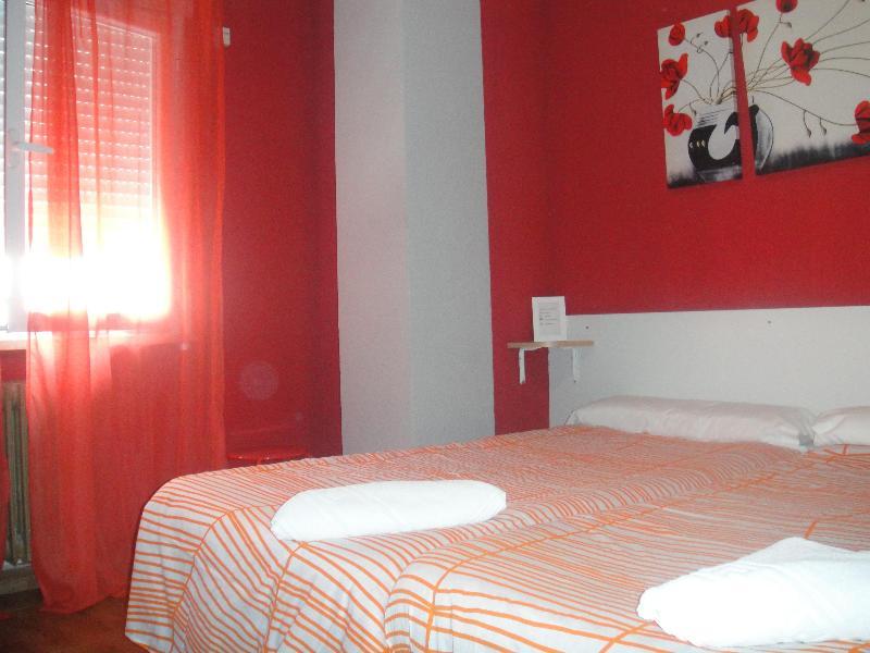 Arjori Rooms Hostal Salamanca Eksteriør billede
