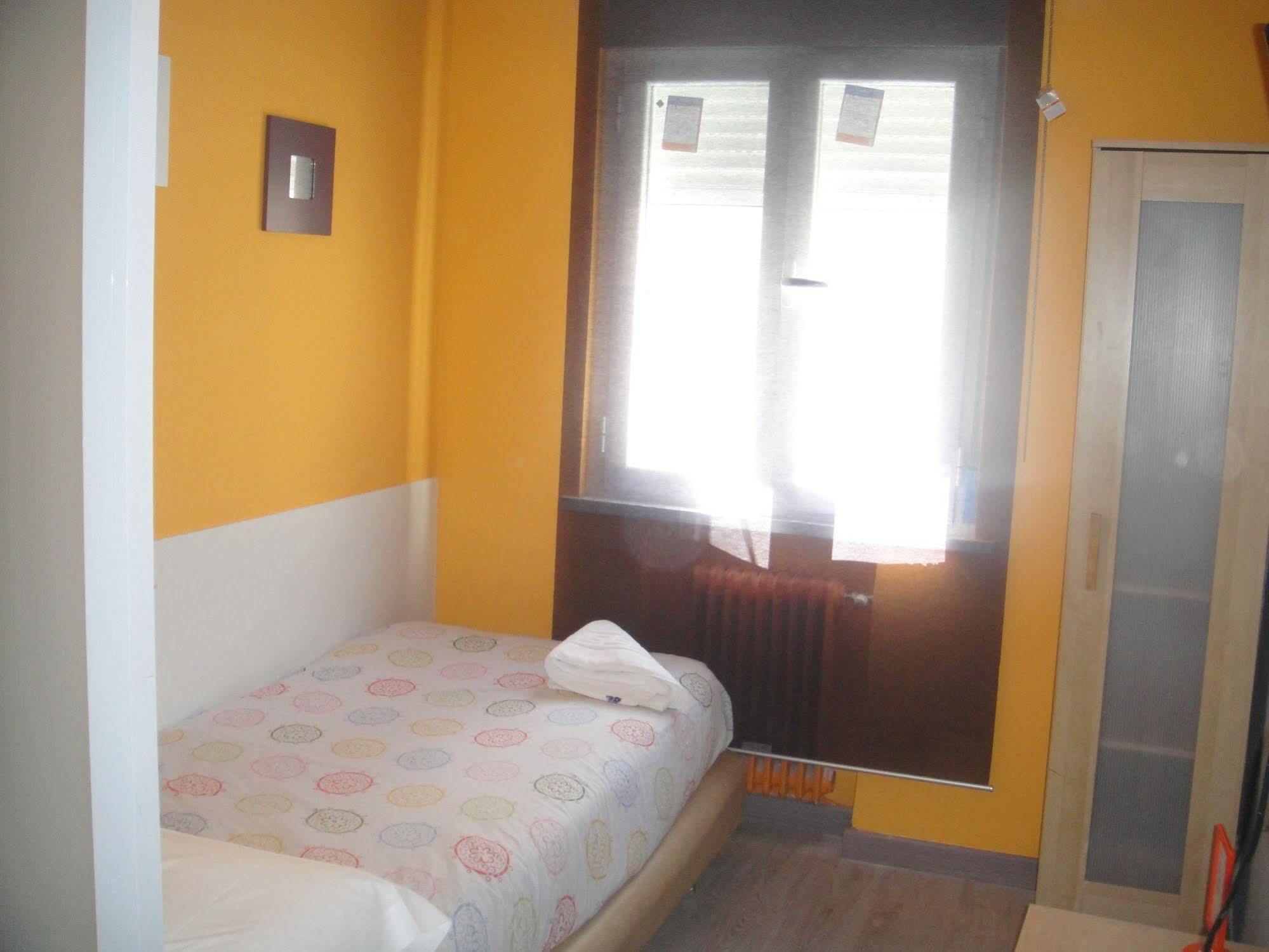 Arjori Rooms Hostal Salamanca Eksteriør billede